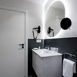 Avenida Lofts *