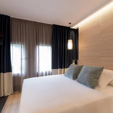 דירה Avenida Lofts א-קורוניה