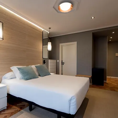 Avenida Lofts * 拉科鲁尼亚