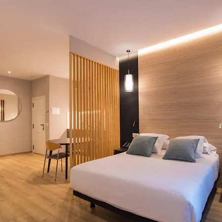 Avenida Lofts * 拉科鲁尼亚