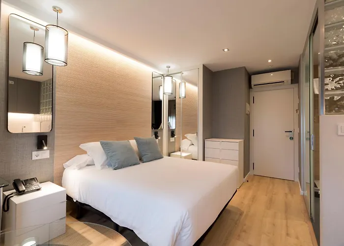 Avenida Lofts * 拉科鲁尼亚